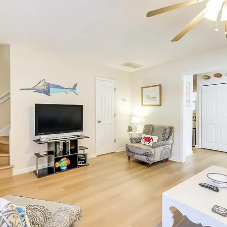Well-Equipped Emerald Isle Townhome Pets Welcome! Exterior photo